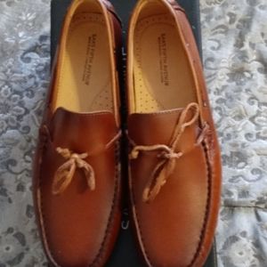 BRAND NEW MENS SAKS 5TH AVE LOAFERS
